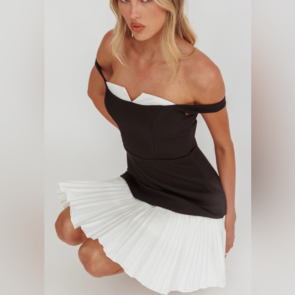 Angel Biba Black and White Off-Shoulder Mini Dress - Picture 2 of 12